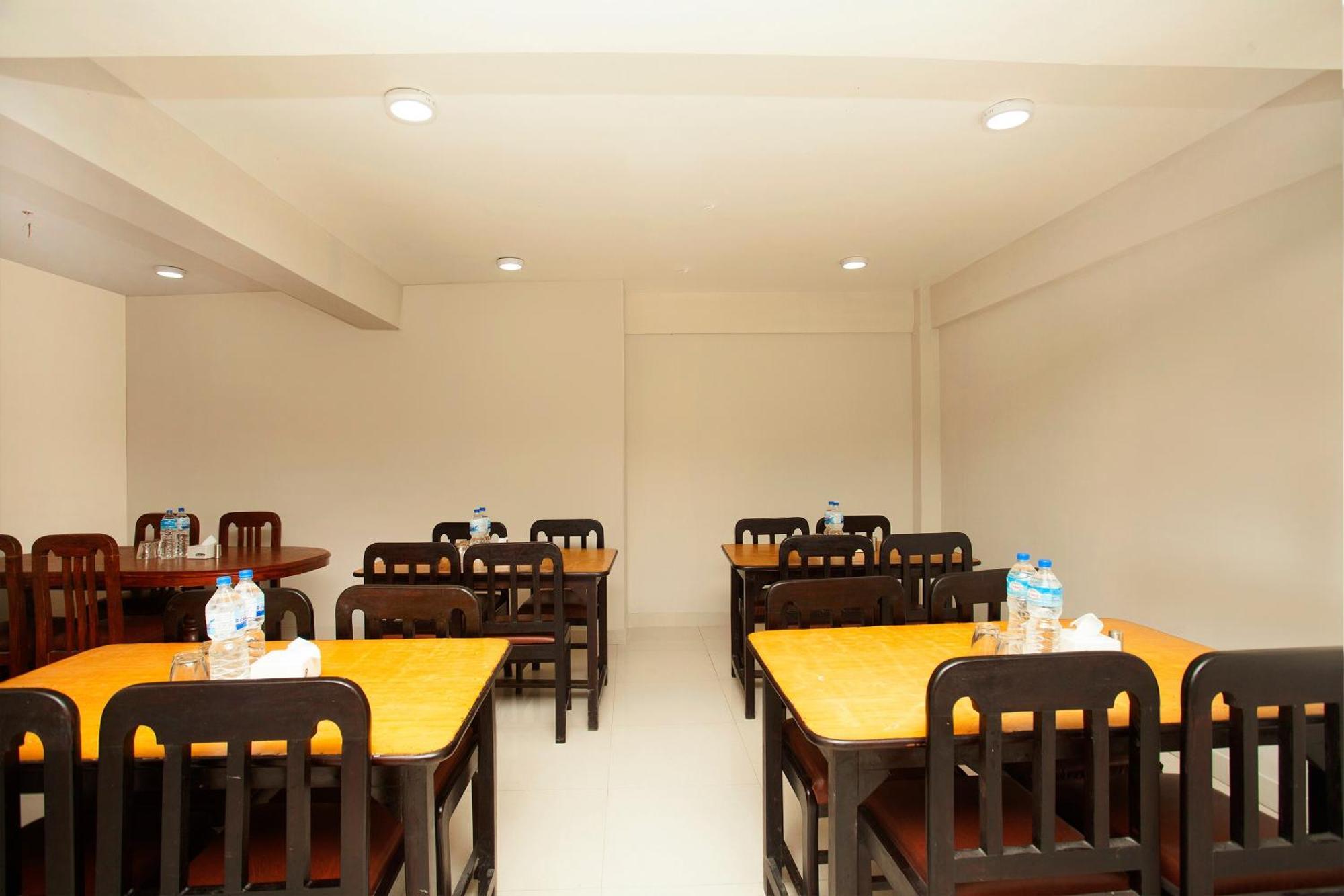 Oyo 626 Hotel Himchuli Kathmandu Exterior photo